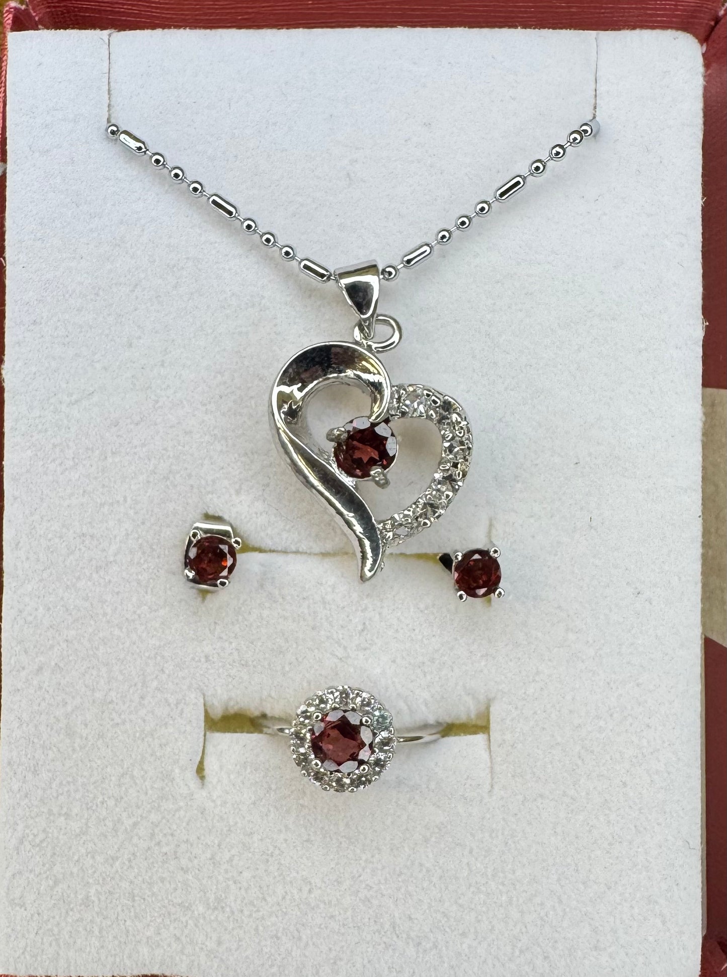 Gentle Flame – 4-Piece Sterling Silver Jewelry Set