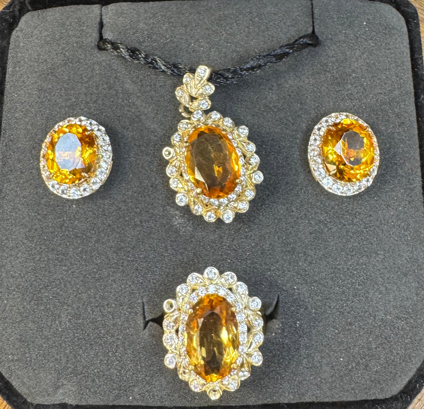 Golden Citrine Radiance – 4-Piece Sterling Silver 18K Gold Plated Jewelry Set